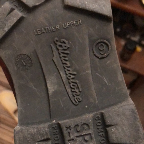 Men’s Blundstone boots. - Picture 5 of 5